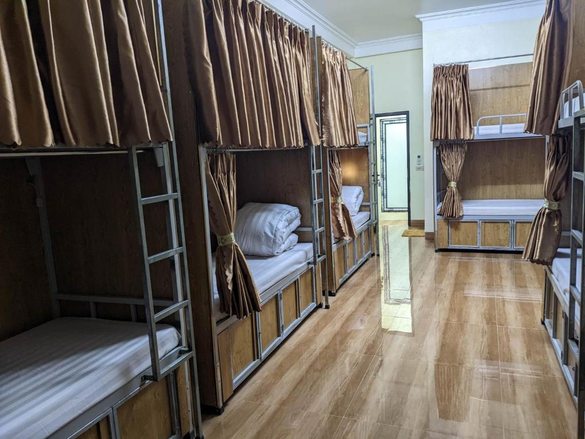 Train Station Backpackers Hostel 宁平 外观 照片