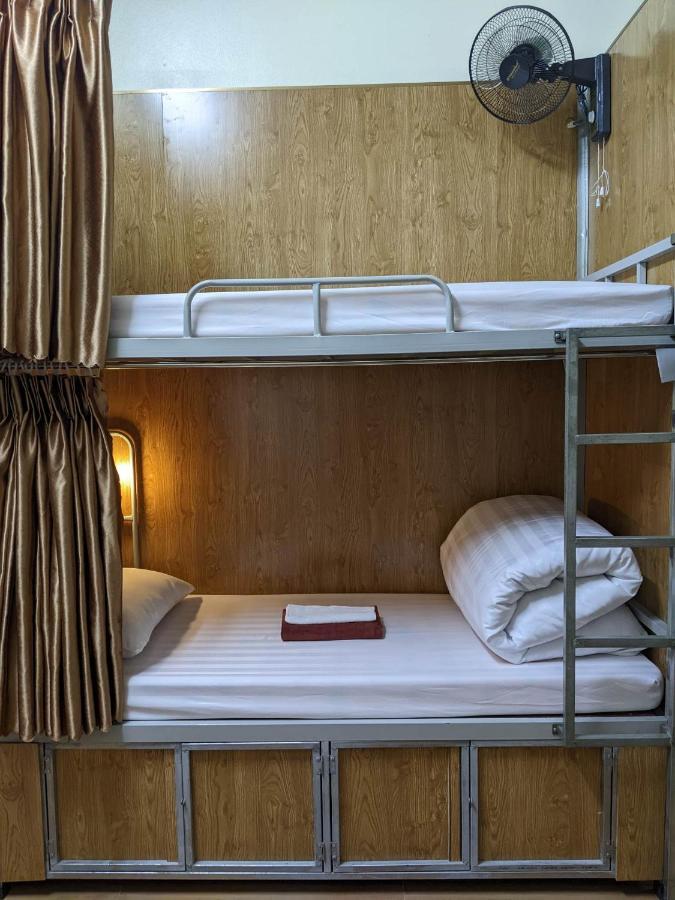 Train Station Backpackers Hostel 宁平 外观 照片
