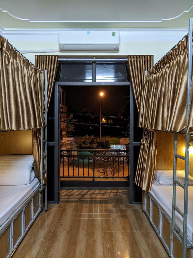 Train Station Backpackers Hostel 宁平 外观 照片